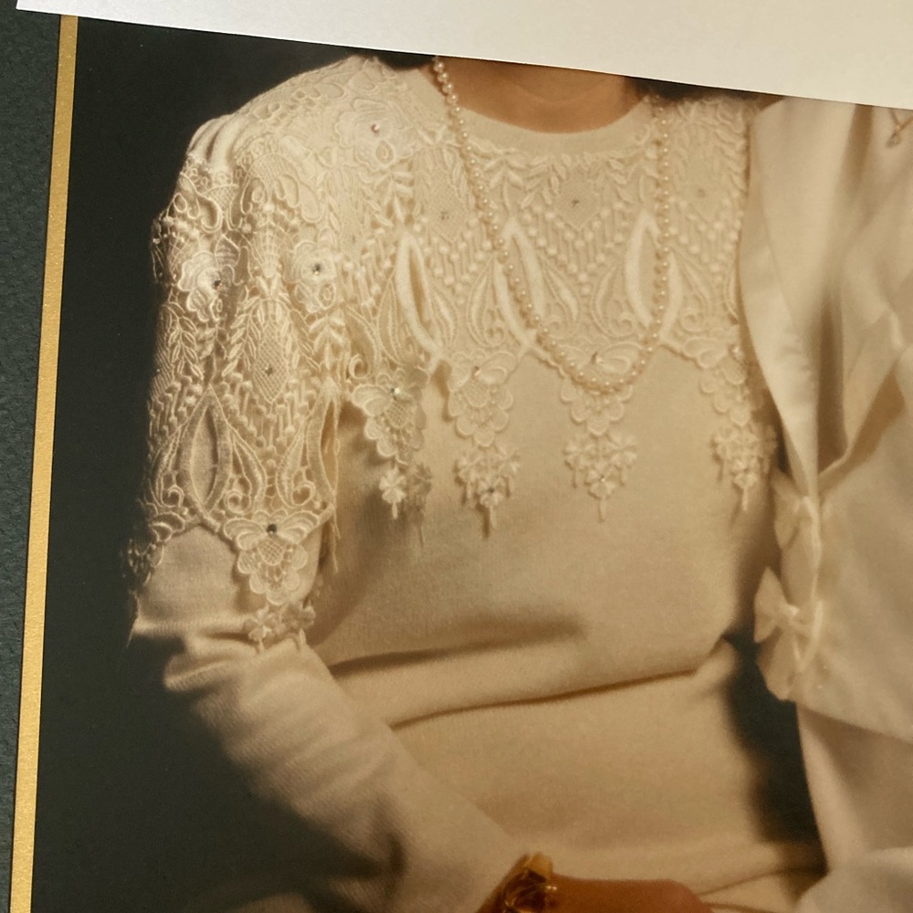 Simply Stunning! Ivory “Toula” Knit Top & Skirt w/Rhinestones/Lace -Ladies sz 14